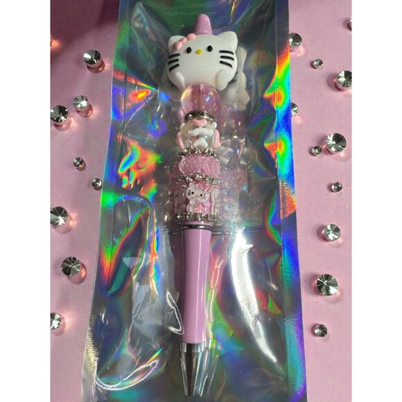 Adorable 6-Item Gift Set: Hello Kitty Cosmetic Bag, Pen, Hanger, Lip Balm & Glos - Picture 6 of 12